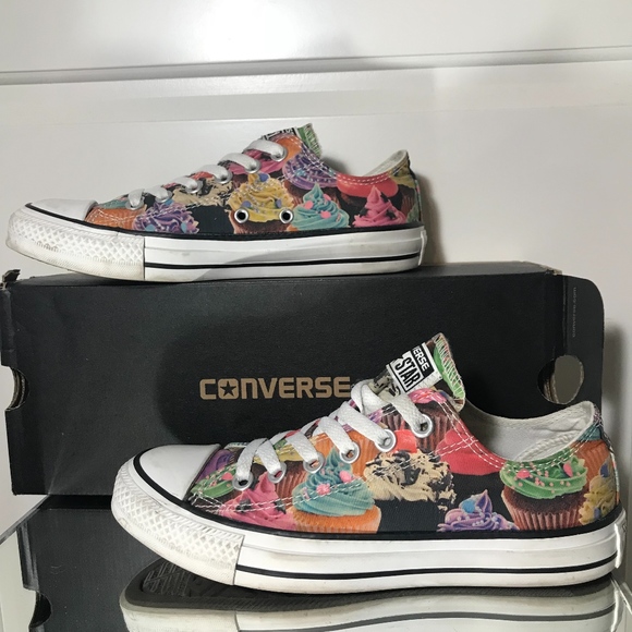 cupcake converse